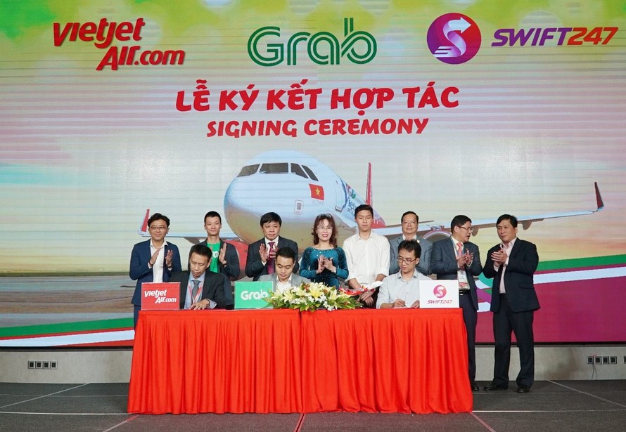 Vietjet, Swift247 và Grab ký kết Thỏa thuận hợp tác toàn diện