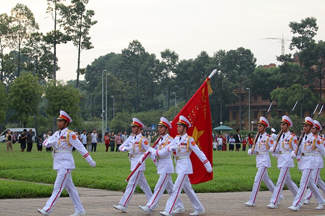 Nghi thức tại Lễ chào cờ sáng 2/9/2019 tại Quảng trường Ba Đình. Ảnh: Lê Phú/Báo Tin tức