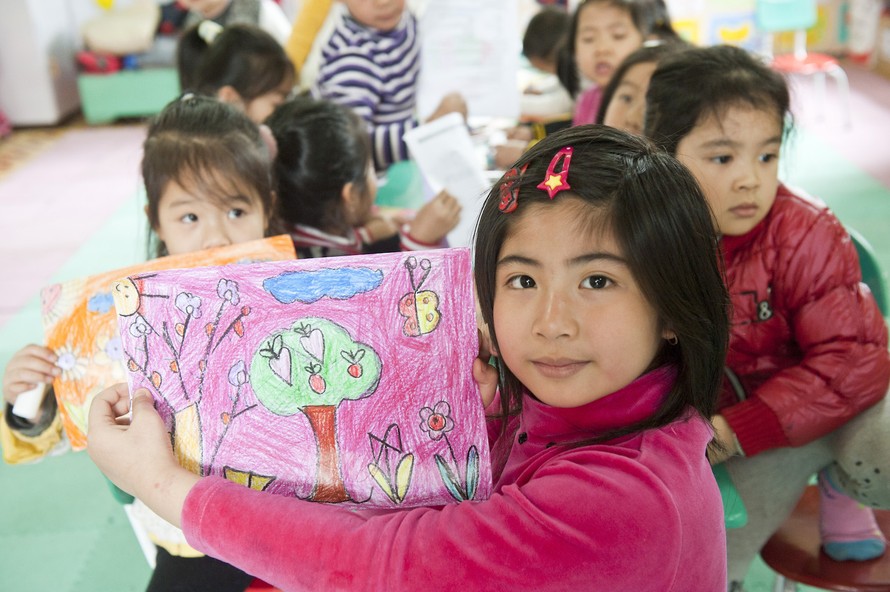 Chiến dịch 'Lọ đựng tình thương' hỗ trợ Làng trẻ em SOS Việt Nam