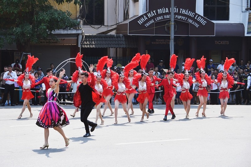 Cuối tuần này, Hà Nội lại tưng bừng với Carnival đường phố quanh Hồ Gươm