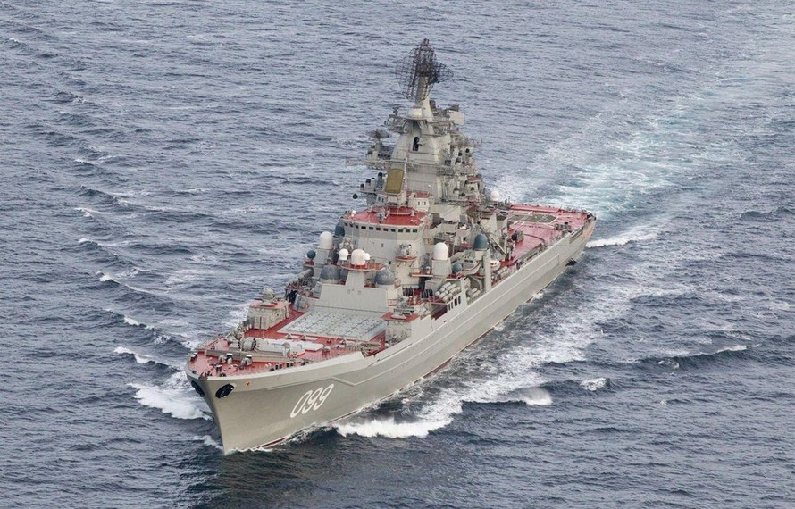 Tàu tên lửa hạng nặng chạy bằng năng lượng nguyên tử "Đô đốc Nakhimov." (Nguồn: The National Interest)