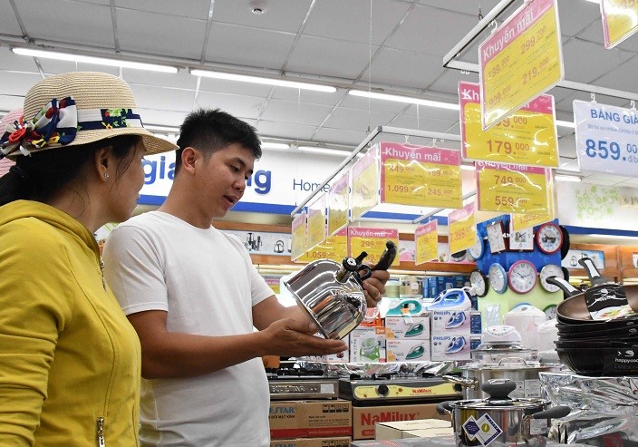 Hàng hóa nội địa ngày càng được nhiều khách hàng lựa chọn tại các siêu thị hiện đại.