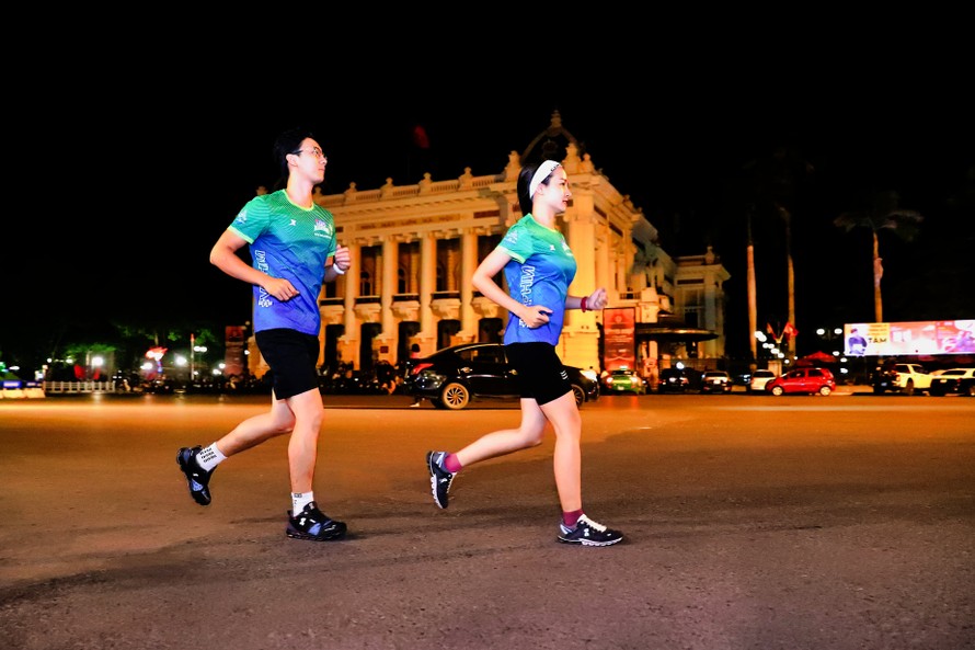 VPBank Hanoi Marathon ASEAN 2020: An toàn “đón bình minh - chào bình thường mới”
