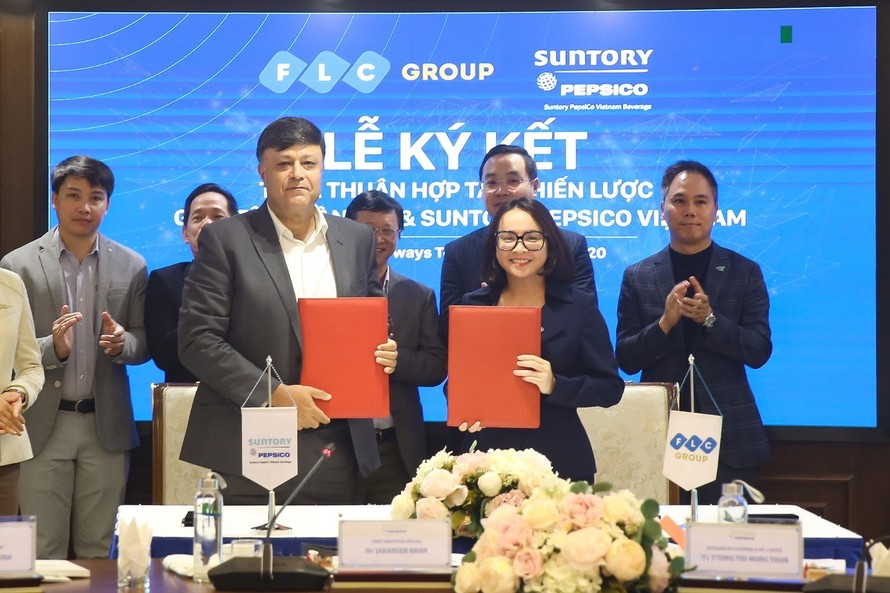 Lễ ký kết thỏa thuận hợp tác chiến lược giữa Tập đoàn FLC và Suntory PepsiCo Vietnam