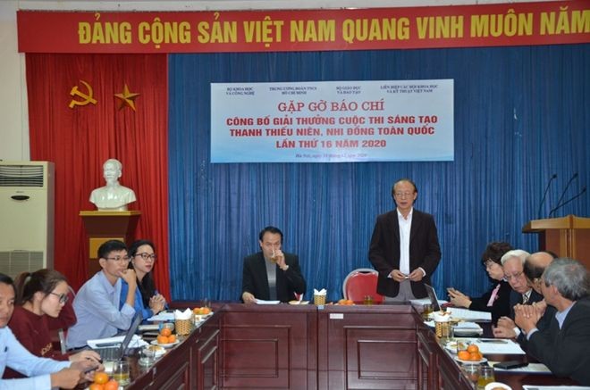 TS Phạm Văn Tân, Phó Chủ tịch kiêm Tổng Thư ký VUSTA phát biểu tại buổi gặp gỡ báo chí . (Ảnh: Lưu Hiệp/ Báo Quốc tế)