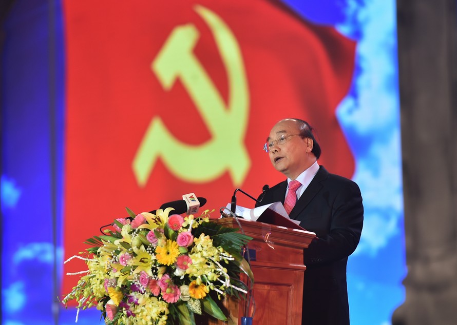 Thủ tướng Nguyễn Xuân Phúc phát biểu tại lễ khánh thành tượng đài “Bác Hồ với nông dân Việt Nam”. Ảnh: VGP/Quang Hiếu