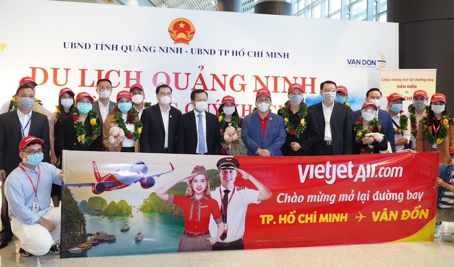 Vietjet 'xông đất' sân bay Vân Đồn năm mới Tân Sửu