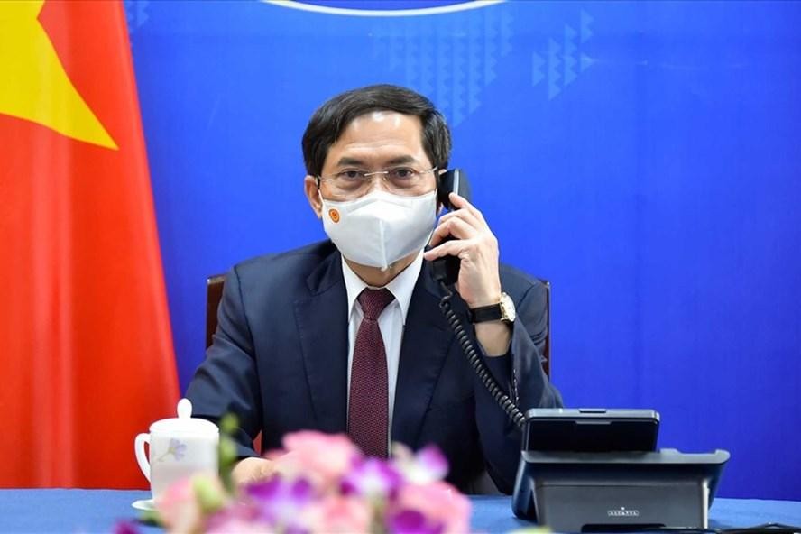Bộ trưởng Bộ Ngoại giao Bùi Thanh Sơn làm Tổ trưởng Tổ công tác của Chính phủ về ngoại giao vaccine