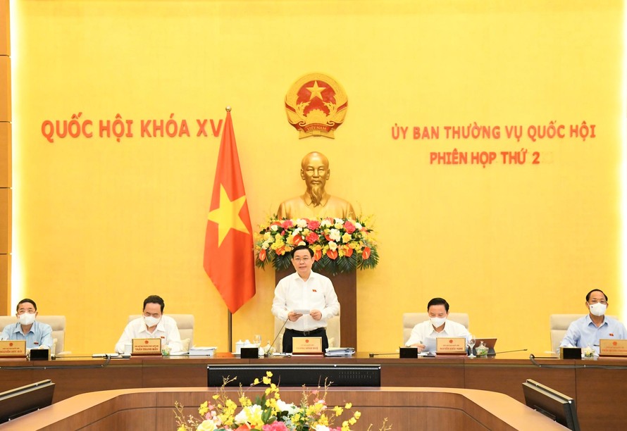 Chủ tịch Quốc hội Vương Đình Huệ phát biểu khai mạc phiên họp. Ảnh:VGP/Nguyễn Hoàng