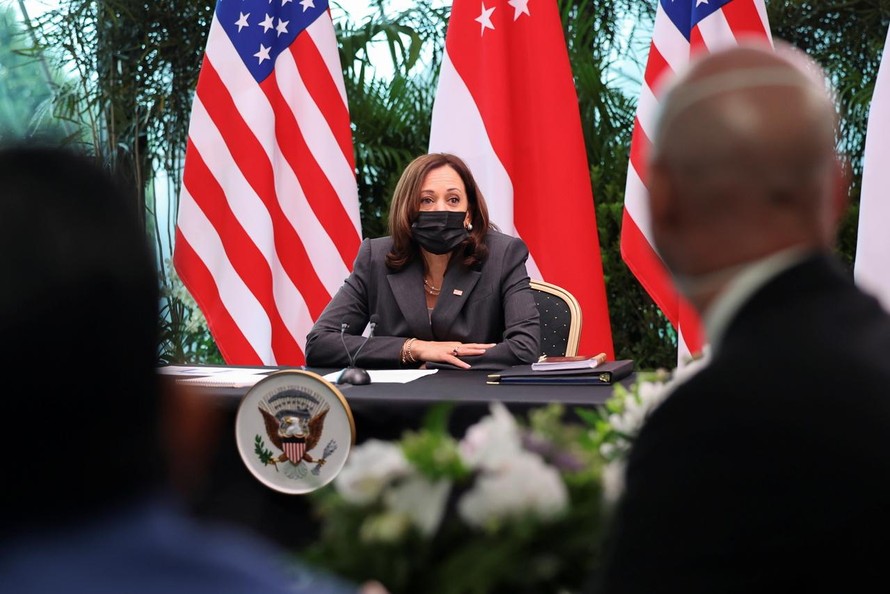 Phó Tổng thống Mỹ Kamala Harris tại Singapore ngày 24/8. Ảnh: Reuters