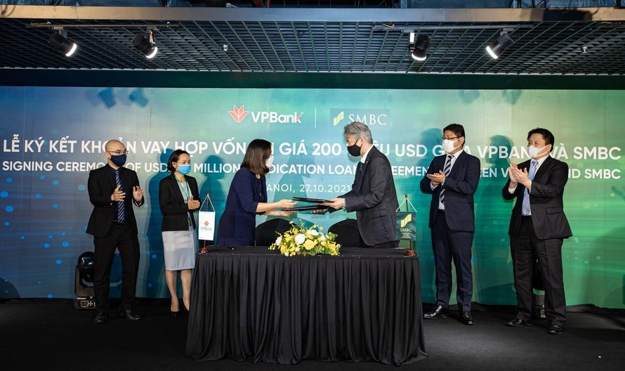 VPBank và SMBC ký thoả thuận vay hợp vốn 200 triệu USD