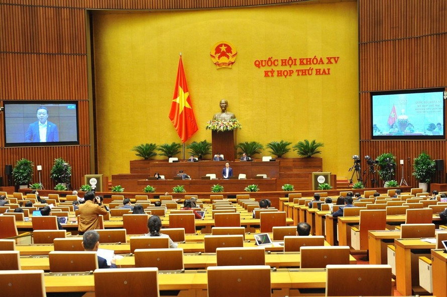 Ngày 8/11, Quốc hội thảo luận về kế hoạch phát triển kinh tế - xã hội và công tác phòng chống dịch. Ảnh: TTXVN