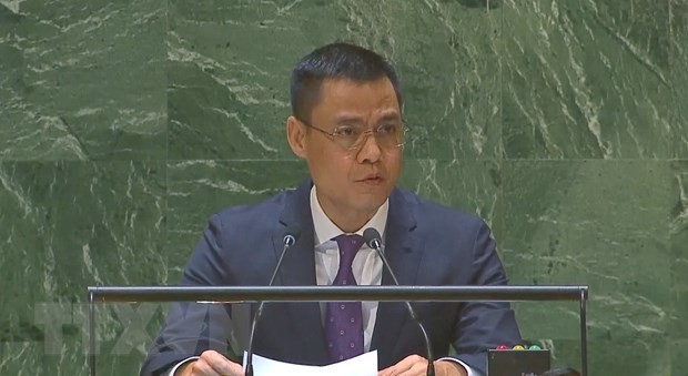Đại sứ Đặng Hoàng Giang, Trưởng Phái đoàn thường trực Việt Nam tại Liên hợp quốc, phát biểu tại phiên họp. (Ảnh: Thanh Tuấn/TTXVN)