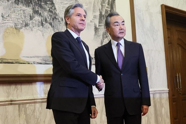 Ngoại trưởng Mỹ Antony Blinken và Chủ nhiệm Văn phòng Ủy ban Công tác Đối ngoại Trung ương Đảng Cộng sản Trung Quốc Vương Nghị. (Nguồn: AFP)