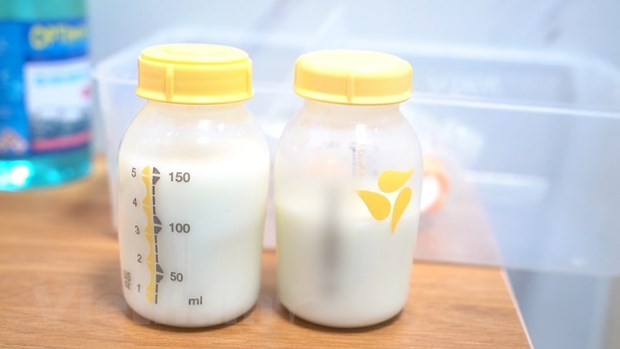 Thúc đẩy nuôi con bằng sữa mẹ, một thực hành mang lại lợi ích sức khỏe suốt đời cho trẻ sơ sinh và trẻ nhỏ. (Ảnh: PV/Vietnam+)