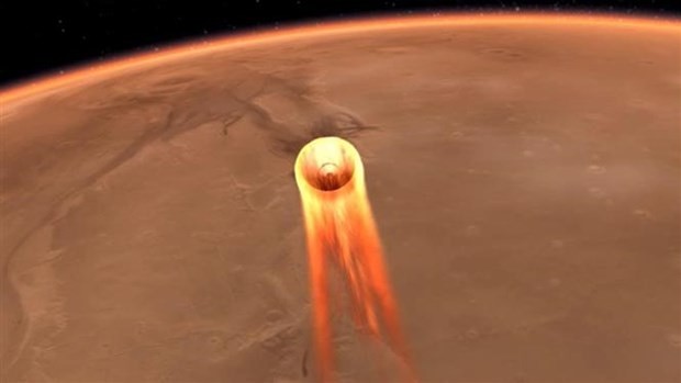 Tàu đổ bộ InSight chuẩn bị hạ cánh xuống bề mặt Sao Hỏa, tháng 11/2018. (Ảnh: AFP/TTXVN)