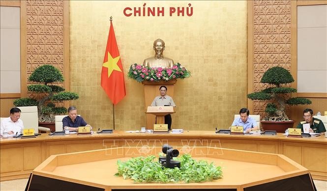 Thủ tướng Phạm Minh Chính chủ trì Phiên họp Chính phủ chuyên đề về xây dựng pháp luật tháng 8 năm 2023. Ảnh: Dương Giang/TTXVN