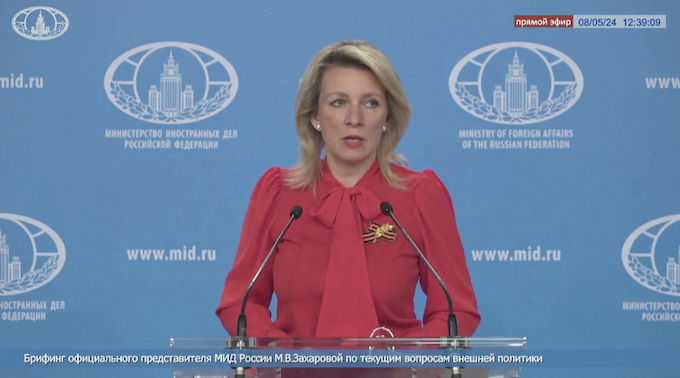 Ngày 8/5/2024, người phát ngôn Bộ Ngoại giao Liên bang Nga tuyên bố xung đột ở Ukraine có thể kết thúc sau 2 tuần nếu phương Tây ngừng cung cấp vũ khí cho Kiev. Ảnh cắt từ clip của Bộ Ngoại giao Liên bang Nga