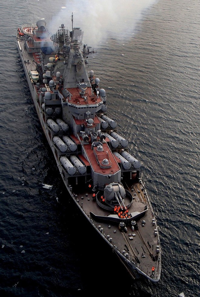 Sức mạnh tuần dương hạm Varyag thay thế soái hạm Mosvka ở Syria