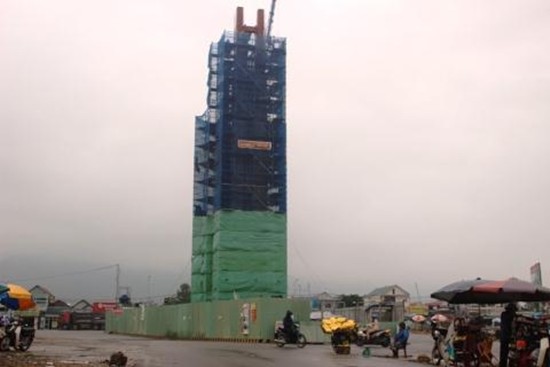 Hà Tĩnh: Đình chỉ Formosa xây 'Tháp tinh thần' cao 32m không phép