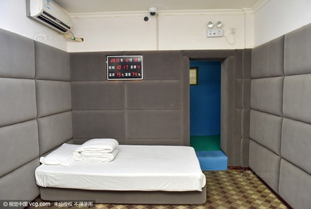 Phòng giam “chống tự tử” dành cho các quan tham ở Trung Quốc