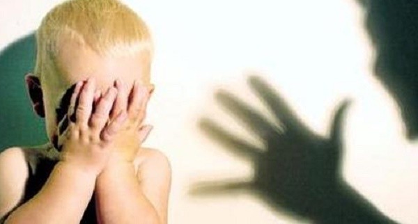 Tác hại nghiêm trọng khi con trẻ bị 'ngược đãi tinh thần'