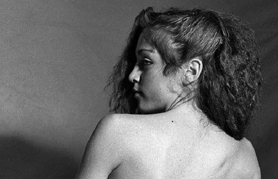 Lộ ảnh khỏa thân táo bạo tuổi 20 của Madonna