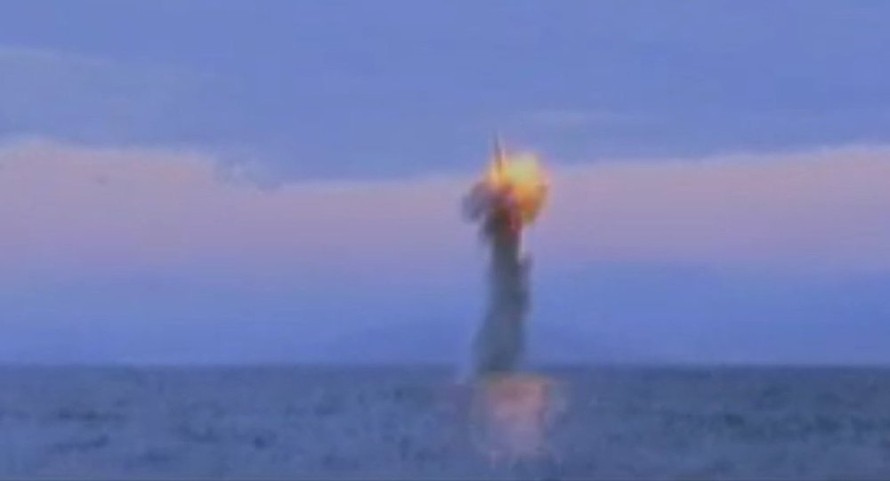 Hàn Quốc tuyên bố Triều Tiên làm giả video thử tên lửa tàu ngầm