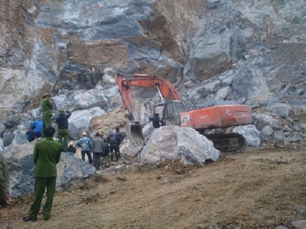 Công bố danh sách 8 người thương vong vụ sập mỏ đá ở Thanh Hóa