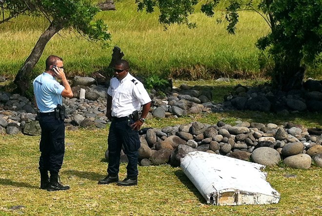 Mảnh vỡ lạ nghi là của MH370 tìm thấy tại Thái Lan