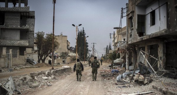 IS rút lui bất ngờ, hơn 100 ngôi làng ở Syria giải phóng