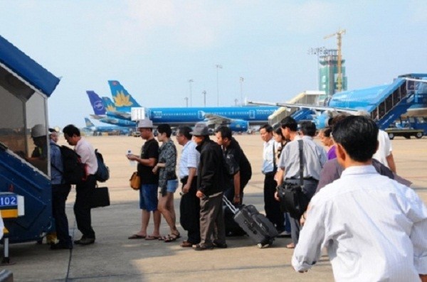 Tâm thư hành khách gửi Bộ trưởng: Thôi đừng giảm giá vé máy bay!