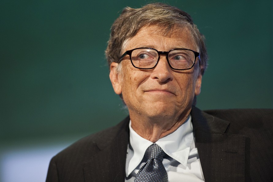 Bill Gates từng hack máy tính trường để được... ngồi cạnh nữ sinh