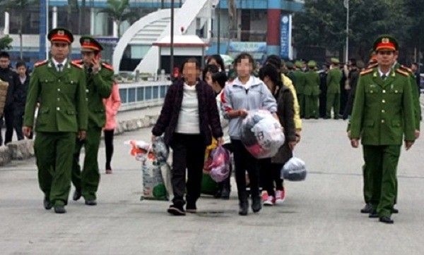 Hành trình giải cứu các nữ sinh bị lừa bán sang Trung Quốc