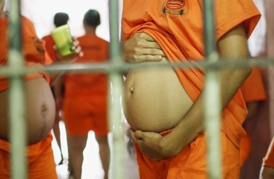 Nữ tử tù mang thai, 4 quản giáo bị tạm đình chỉ công tác