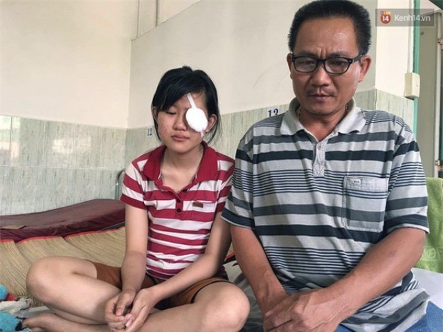 Nữ sinh mù mắt vĩnh viễn sau sự cố pháo hoa ở Quảng Ngãi