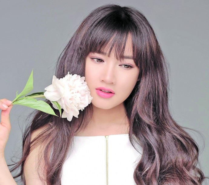 4 hot girl nổi đình nổi đám màn ảnh Việt 2015