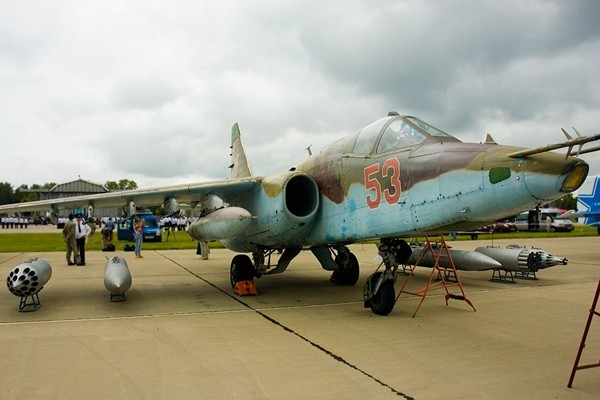 Su-25 của Nga rơi khi huấn luyện, phi công tử nạn