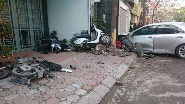 Hé lộ thông tin về chủ xe Camry tông chết 3 người ở Hà Nội