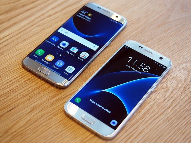 Nên mua ngay Samsung Galaxy S7 hay đợi iPhone 7?