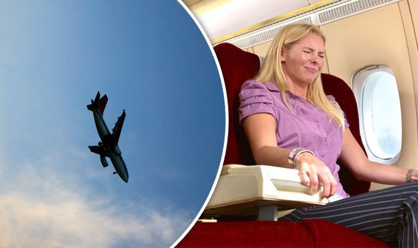 Chỗ ngồi nào có cơ hội sống sót cao nhất khi máy bay gặp tai nạn?