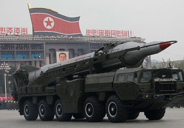 Triều Tiên phóng tên lửa đạn đạo tầm trung bay xa 800 km