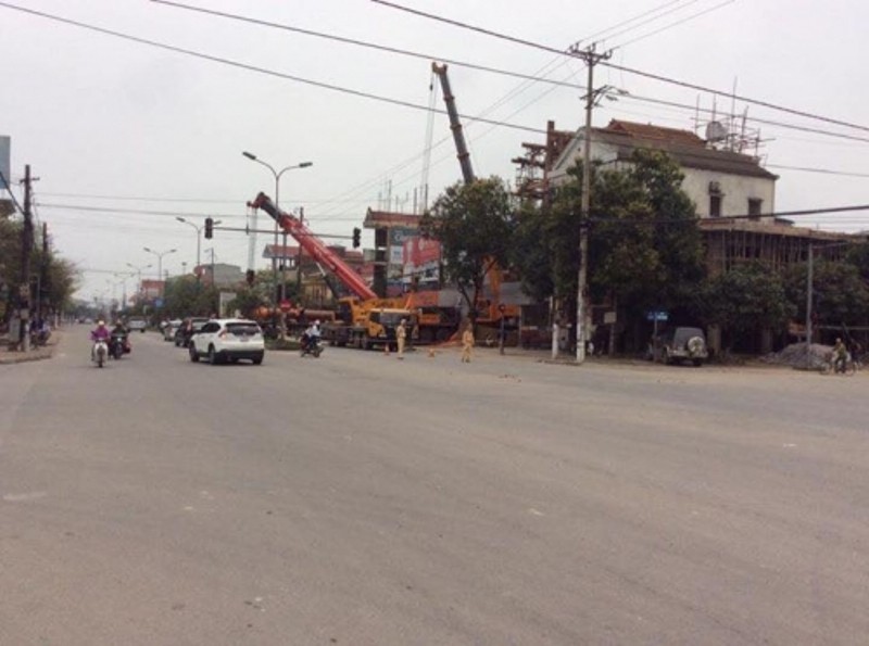  CSGT Hà Tĩnh lên tiếng vụ chặn đường để 'đại gia' dựng nhà