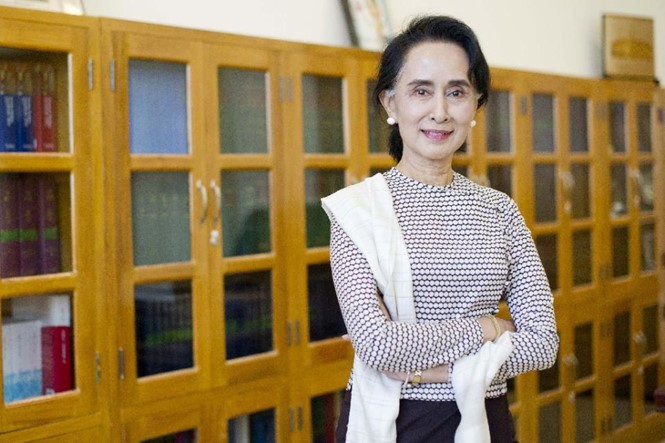 Bà Suu Kyi được bổ nhiệm làm Ngoại trưởng Myanmar