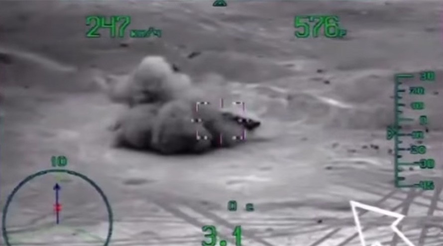 Video: Trực thăng, chiến đấu cơ Nga dội bom vào IS ở Palmyra