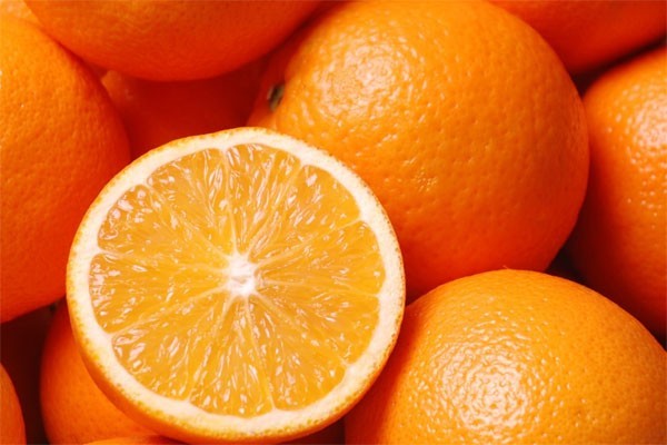 Những lưu ý khi ăn cam để không ảnh hưởng tới sức khỏe