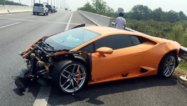 Hé lộ chủ nhân xe Lamborghini gặp nạn trên cao tốc Long Thành