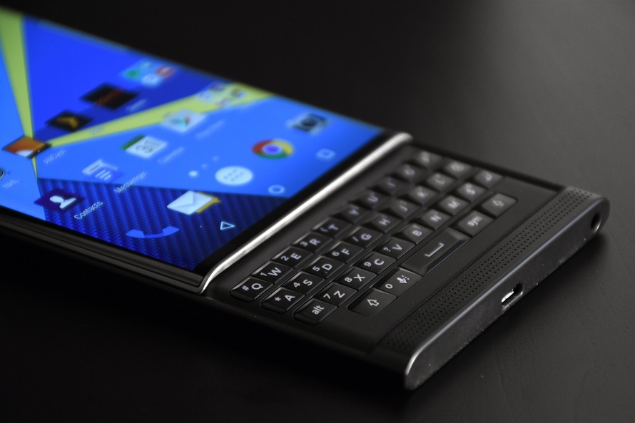 BlackBerry sẽ tung 2 mẫu Android giá chỉ 300USD trong năm 2016