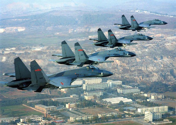 Việt Nam yêu cầu Trung Quốc rút chiến đấu cơ J-11 khỏi Hoàng Sa
