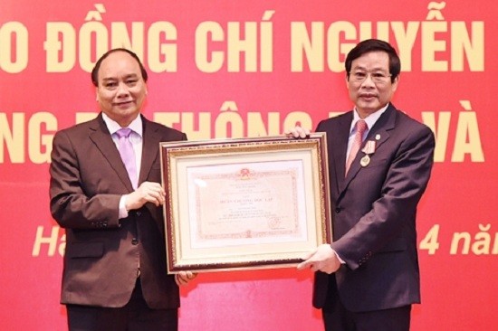 Nguyên Bộ trưởng TT&TT nhận Huân chương Độc lập hạng Nhì